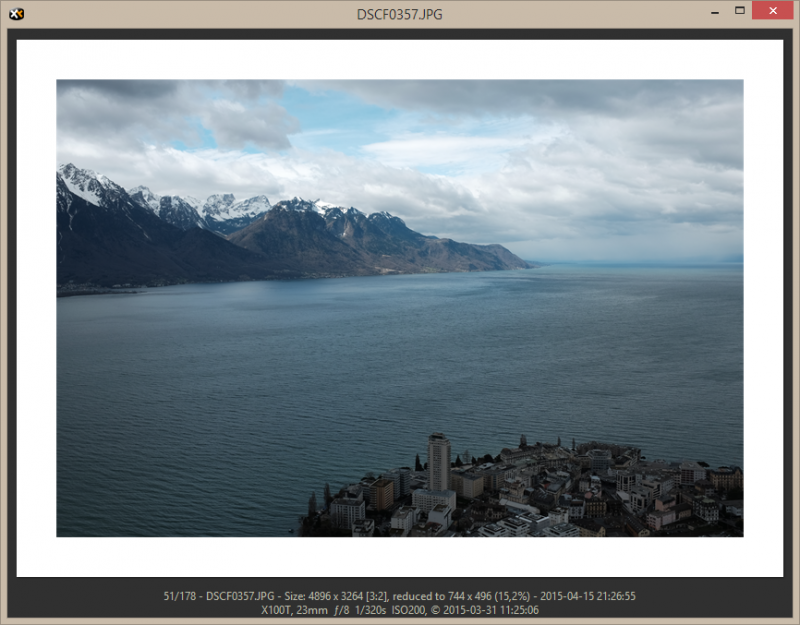 The Floating Preview is a separate window ideal to view photos along with the basic EXIF data. Mouse Down Blow Up™ is supported.
